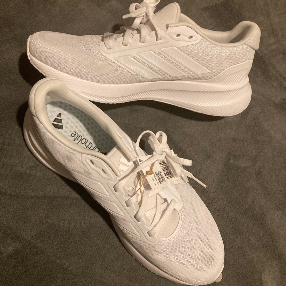 Mens Adidas White Sneakers - Picture 6 of 7